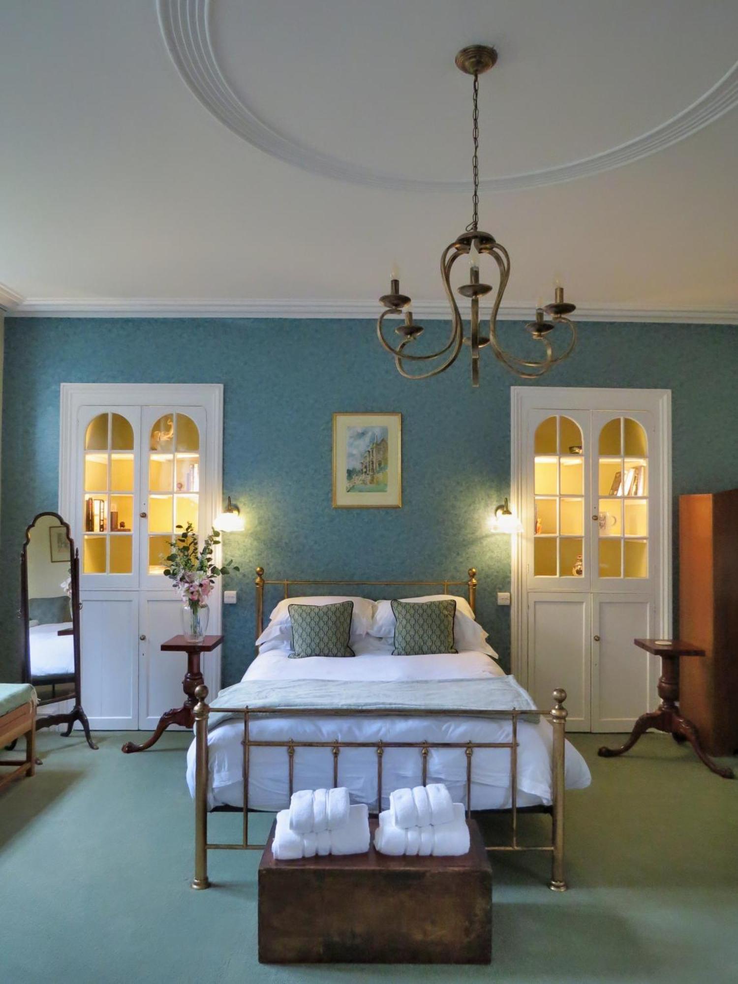 The Hall - Historic Grade I-Listed Jacobean Mansion Bradford-On-Avon Ngoại thất bức ảnh
